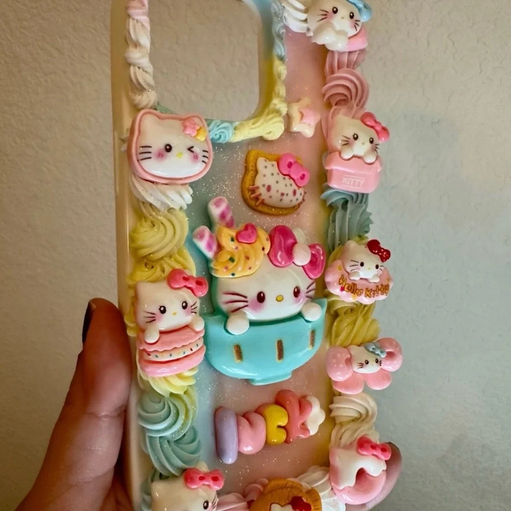 Hello Kitty Phone Case